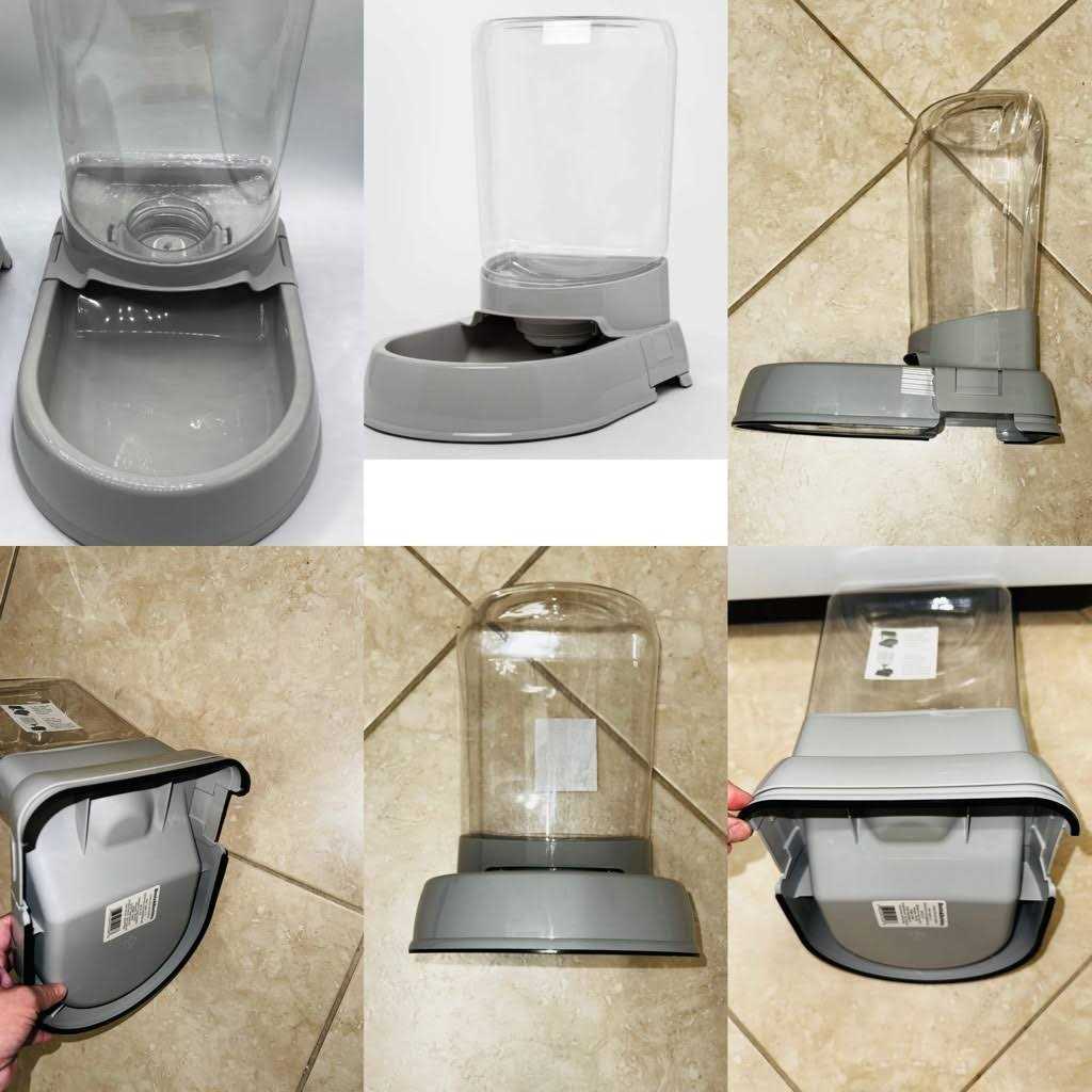 Gravity Cat Dog Waterer T986710