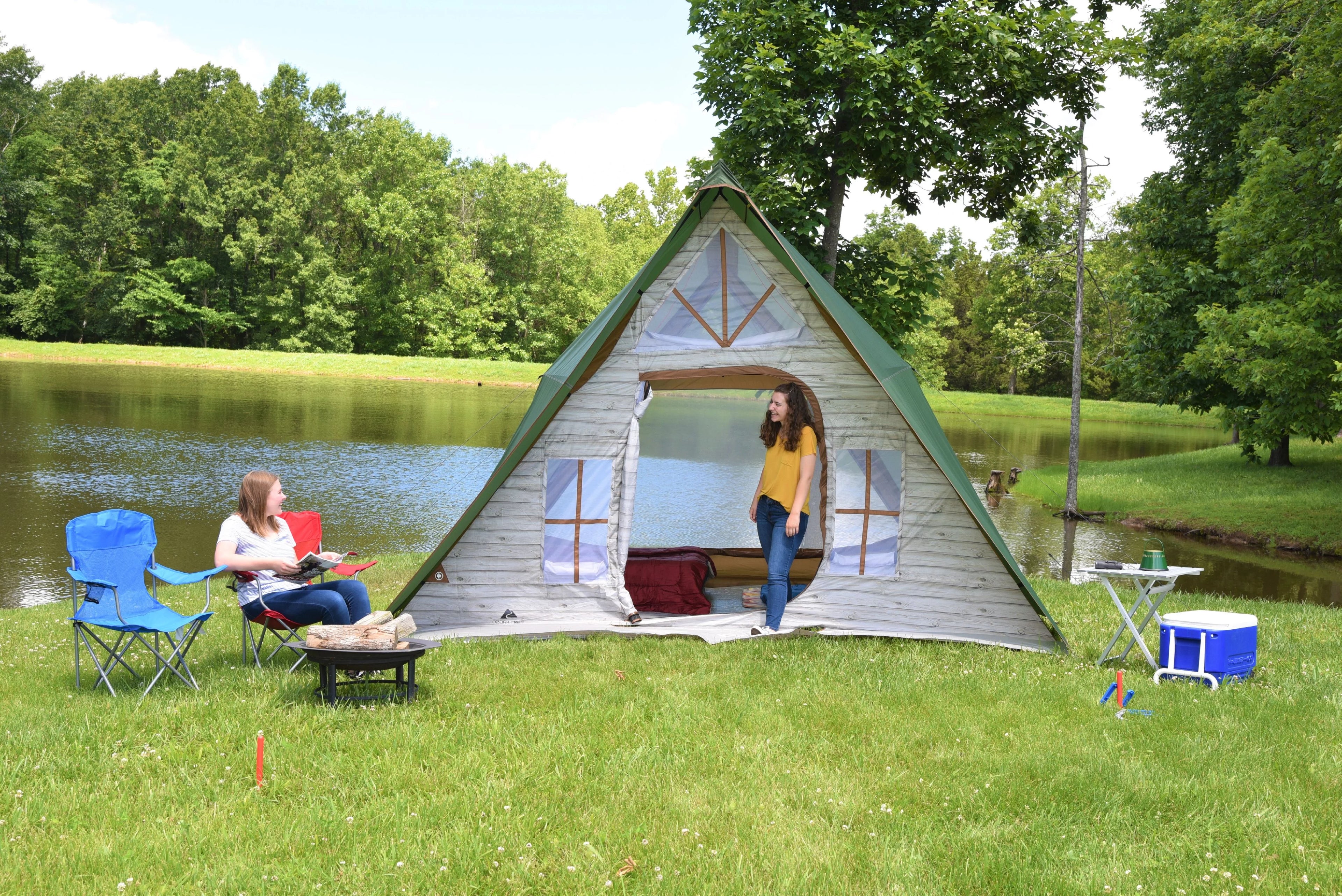 12-Person Cabin Tent S5702