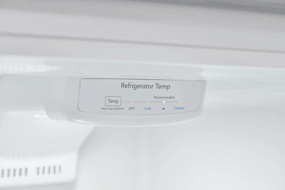 27 Inch Freestanding Top Freezer Refrigerator White Z182