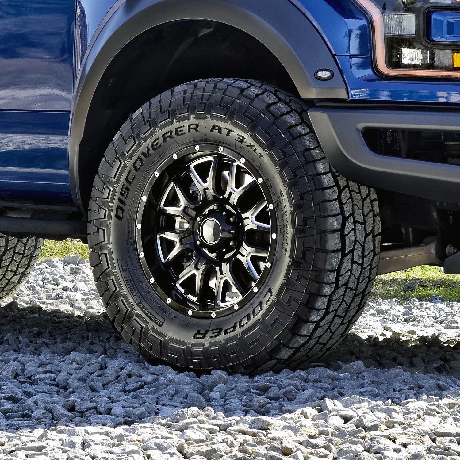 Set of 4 Cooper Discoverer AT3 XLT LT 285/65R20 Load E 10 Ply All Terrain Tires I883