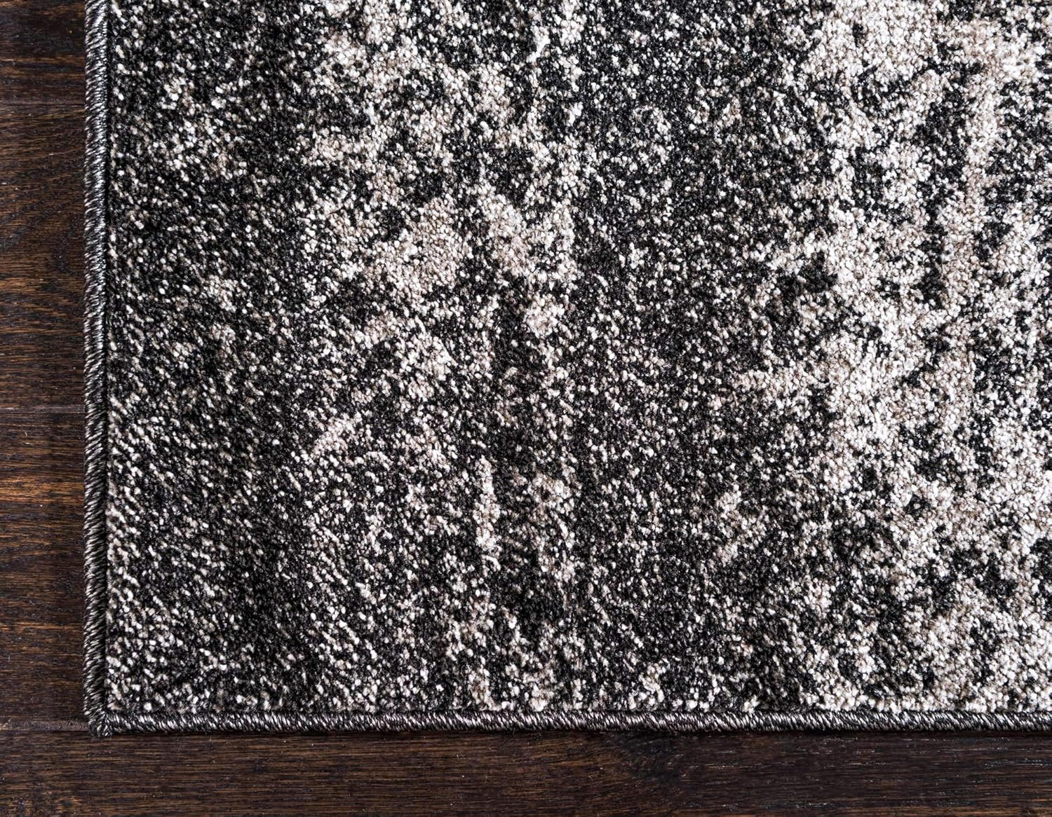 Dark Gray/Ivory 6' 1" x 9' Rectangle Area Rug M5703