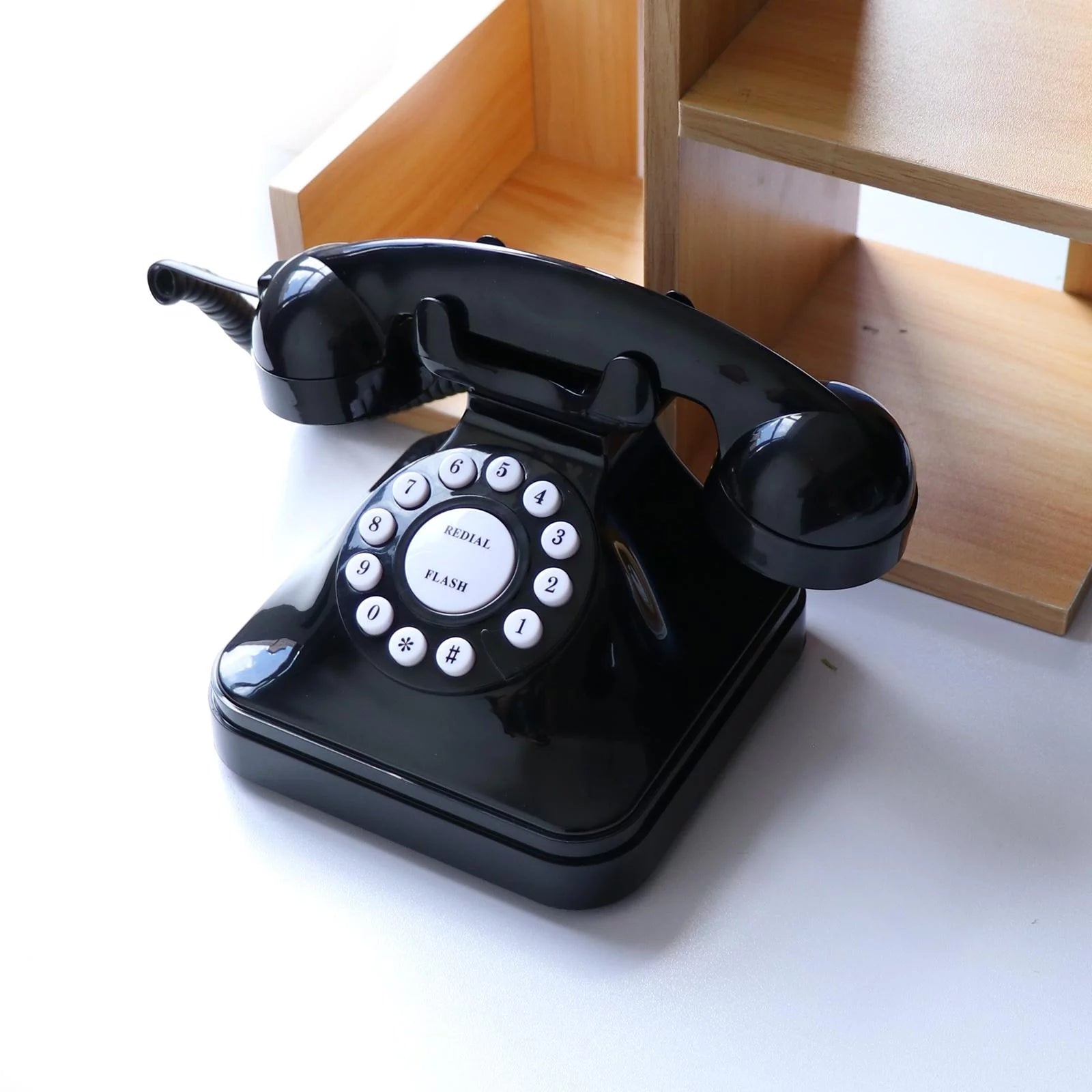Corded Desk Telephone with Button Dialing O3478