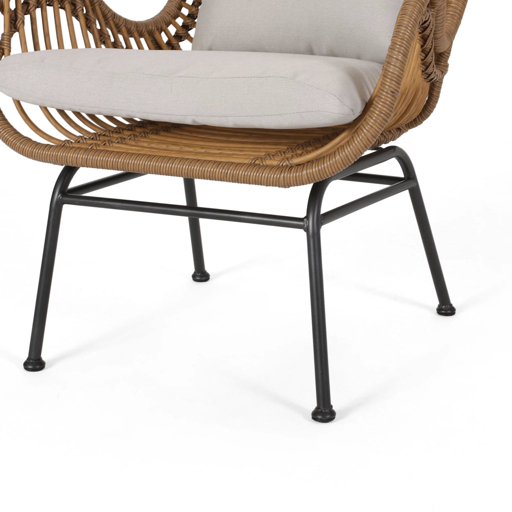 Set of 2 Light Brown Beige Wicker Club Chairs with Cushions S6774