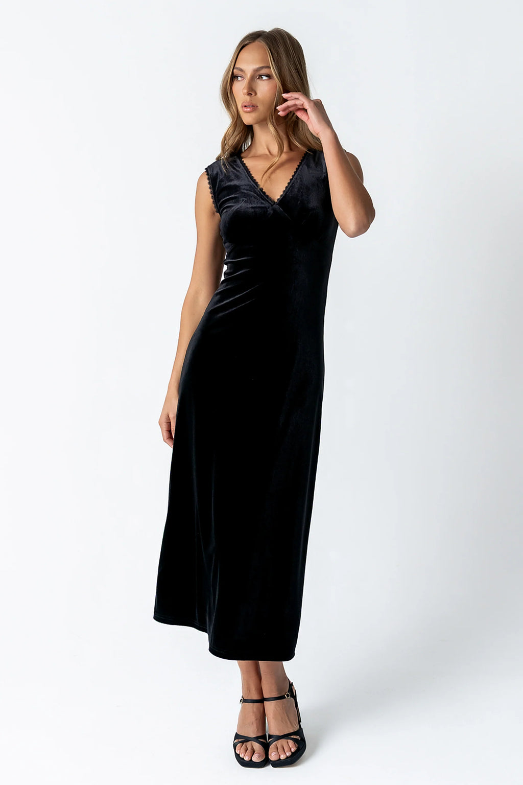 Black Velvet Maxi Dress O29734