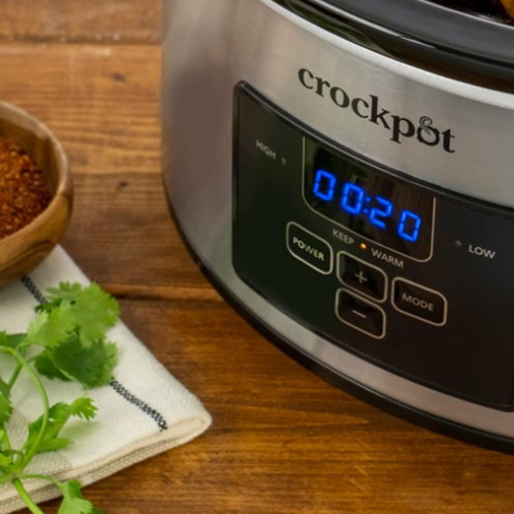 4 Quart Programmable Slow Cooker with Locking Lid, Stainless Steel U894
