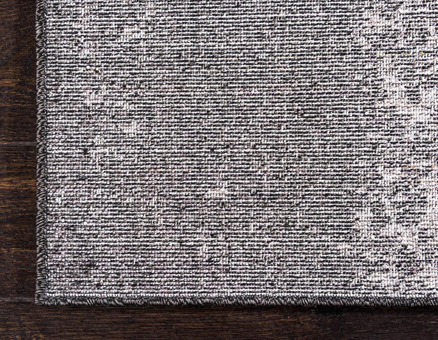 Dark Gray/Ivory 6' 1" x 9' Rectangle Area Rug M5703