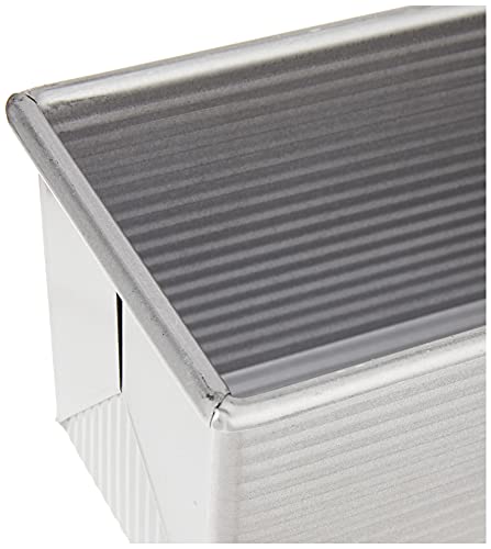 Nonstick Pullman Loaf Pan with Cover, 13 x 4 inch, Aluminized Steel K77940