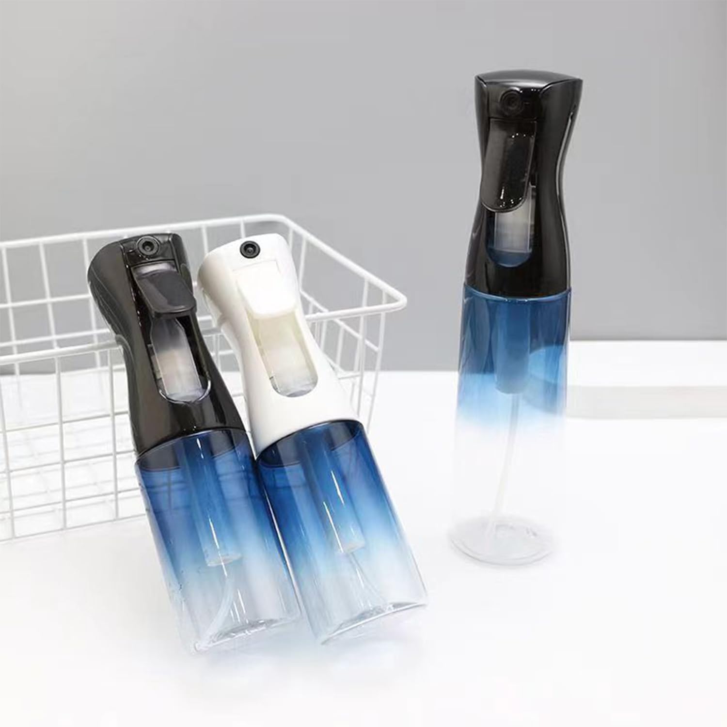 Continuous Mist Ultra Fine Water Sprayer 10.1oz Gradient Blue Z268