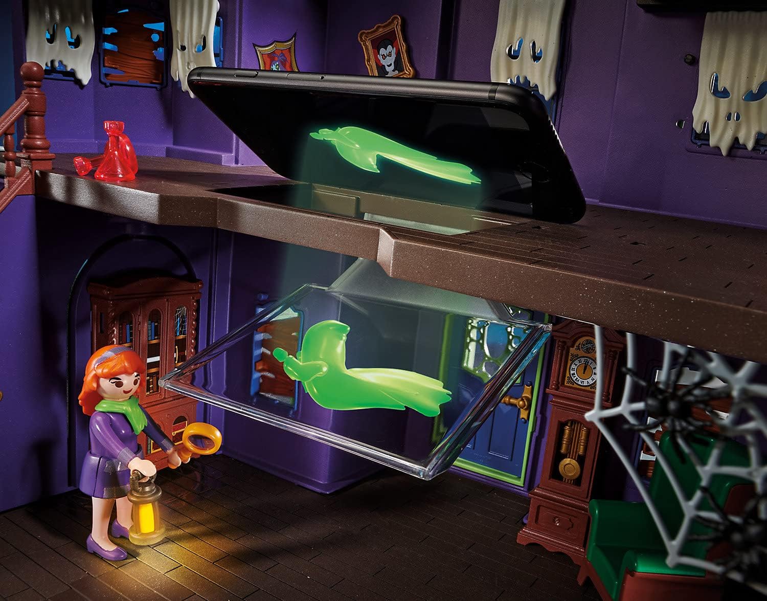 Scooby-DOO! Adventure in The Mystery Mansion Playset Y92421