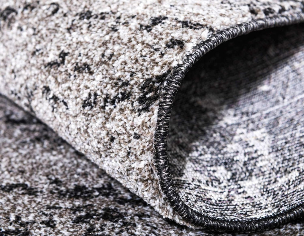 Dark Gray/Ivory 6' 1" x 9' Rectangle Area Rug M5703