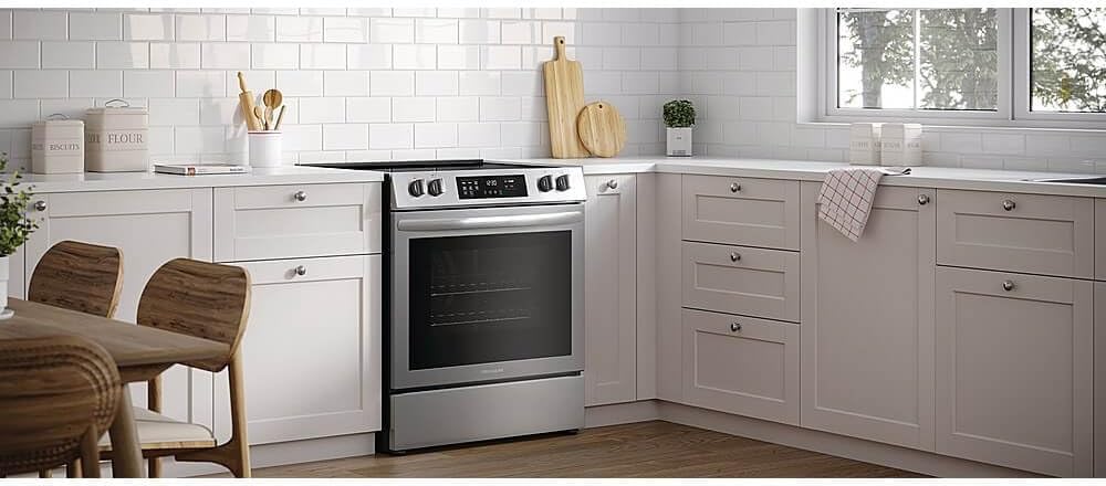 5.3 Cu. Ft. Stainless Steel Electric Range with Convection Bake G9958