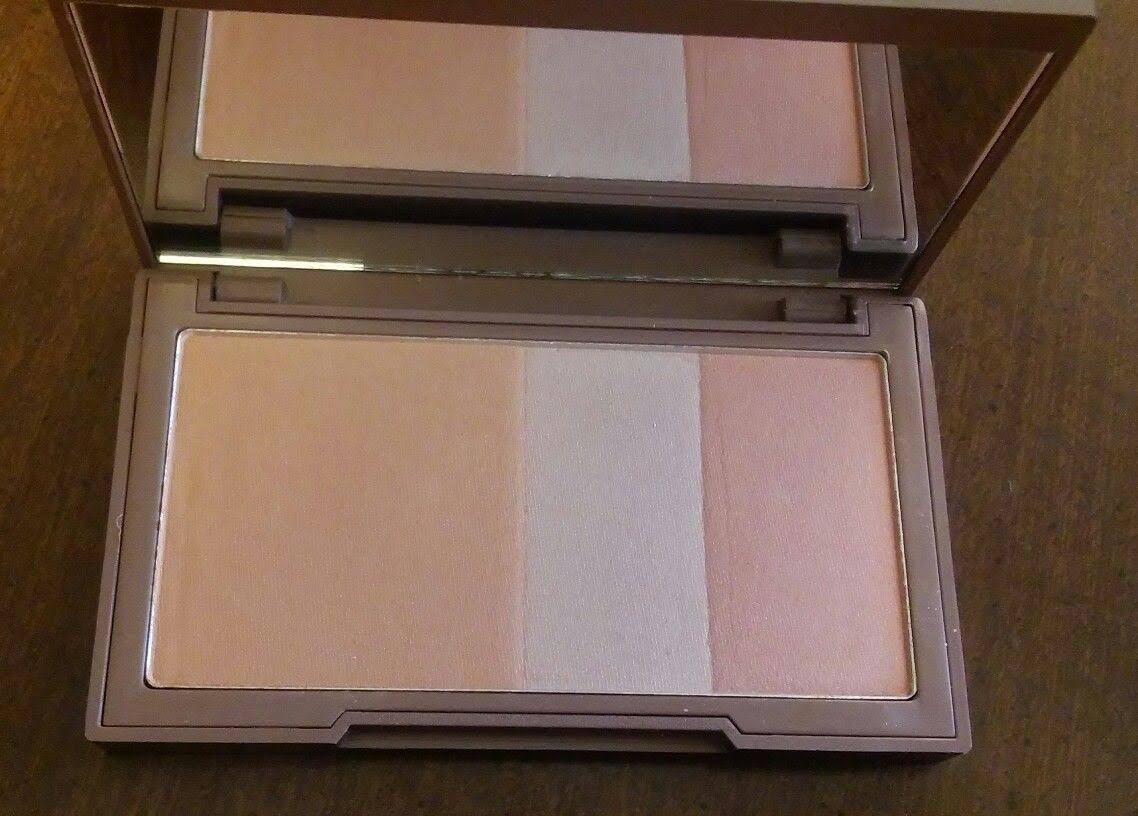 0.49 oz Naked Flushed P201546