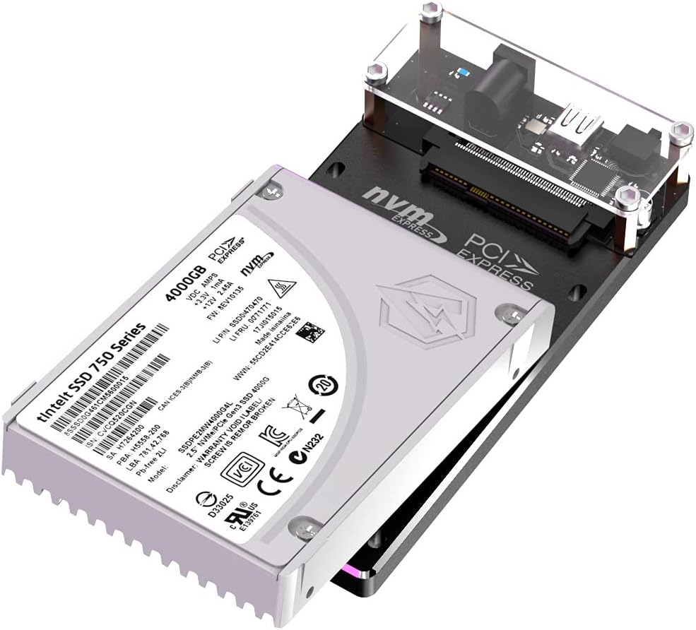 2.5" U.2 PCIe NVMe Hard Drive Enclosure B852244