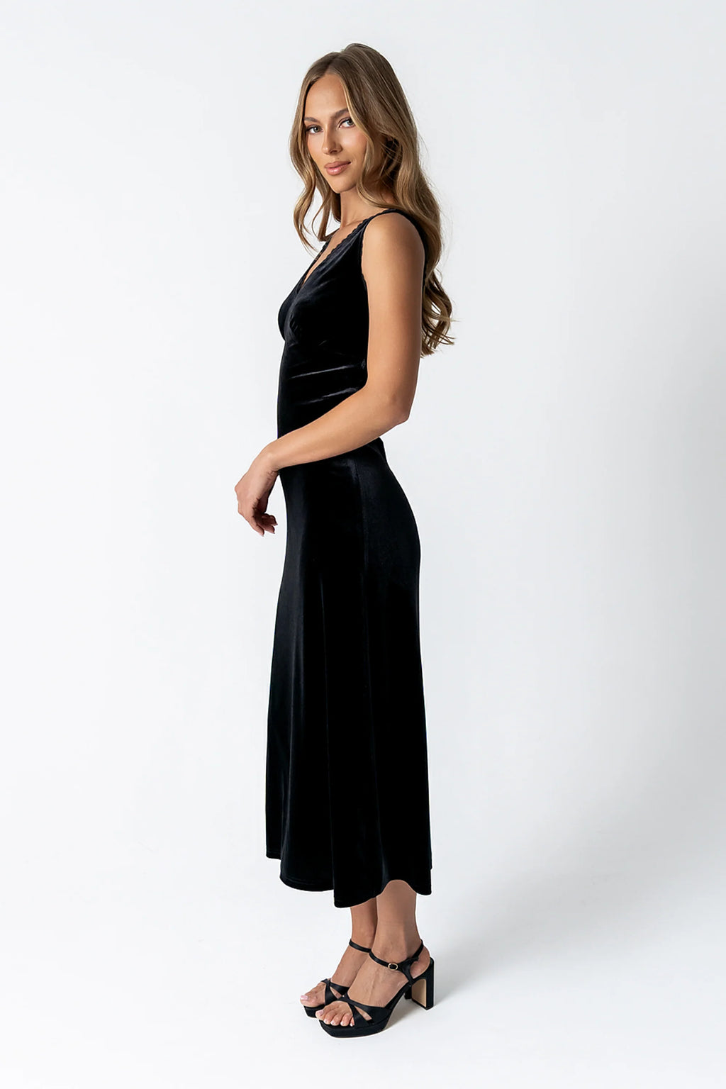 Black Velvet Maxi Dress O29734