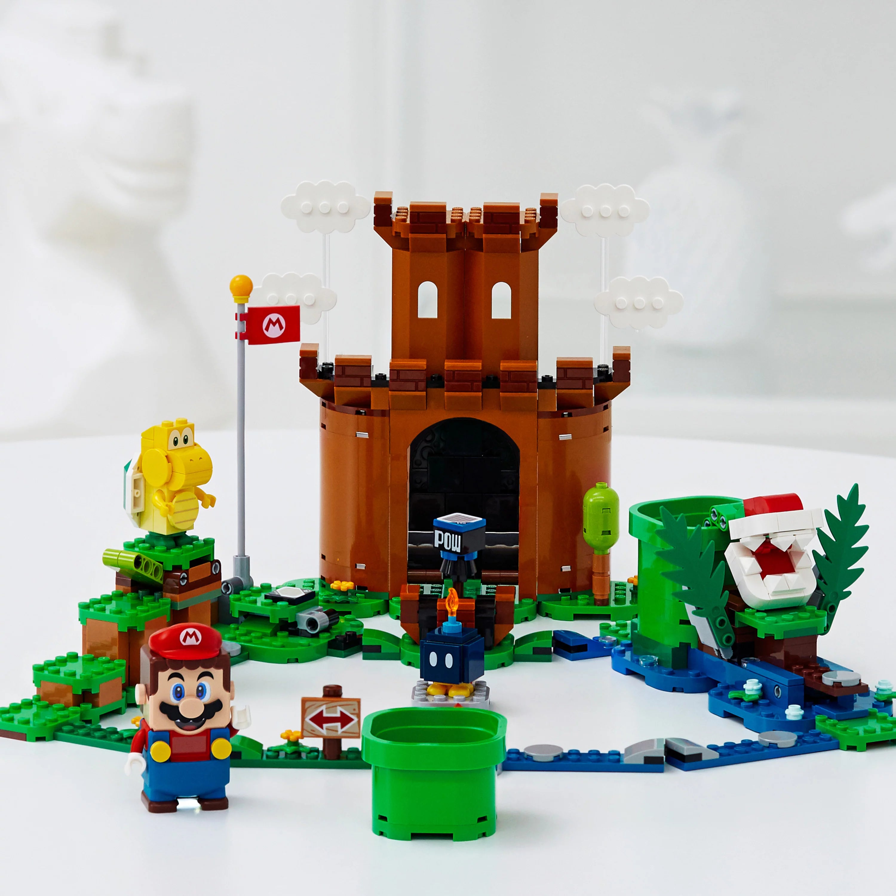 LEGO Super Mario Guarded Fortress Expansion Set 71362 (468 Pieces) Y9596