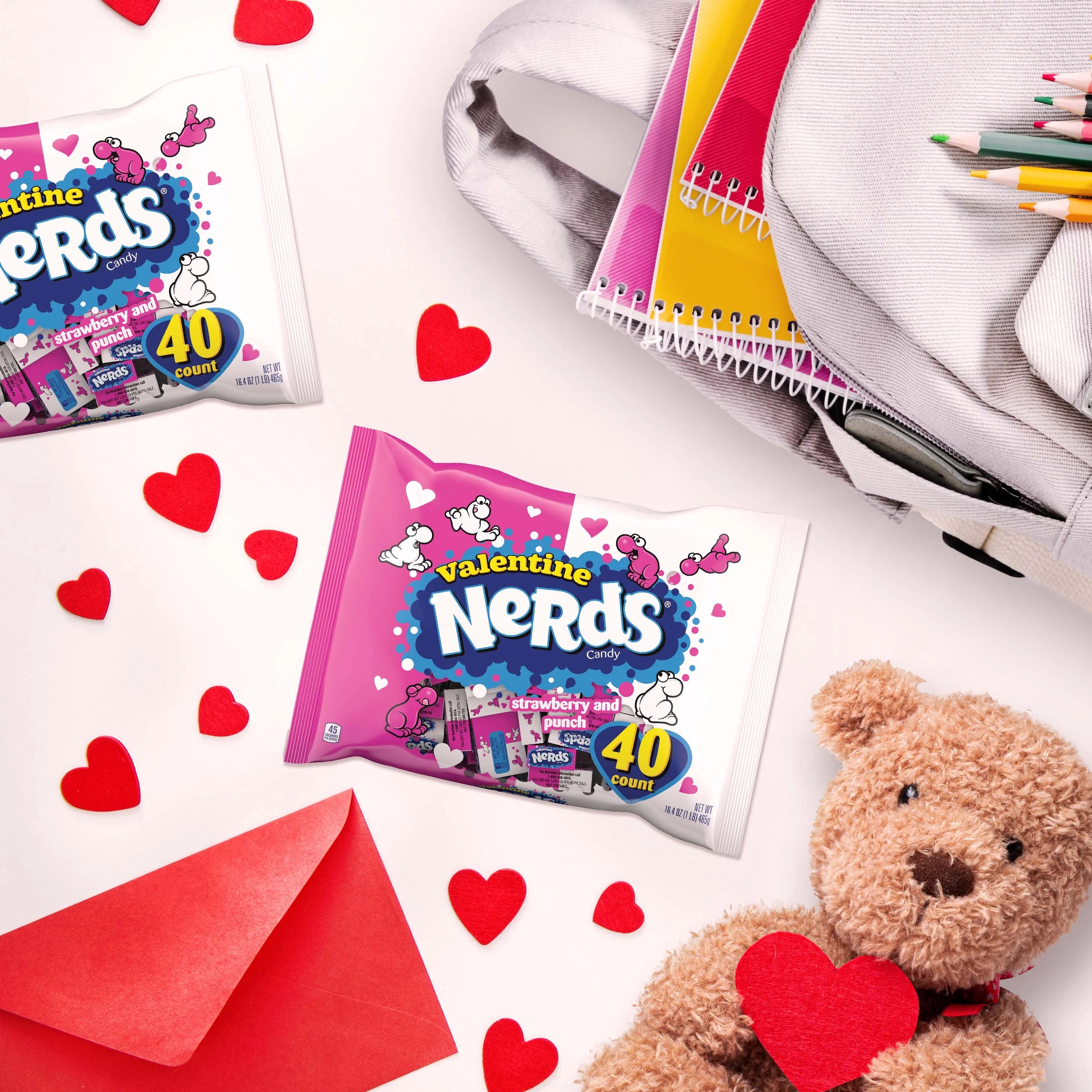 40 Strawberry and Punch Candy T81883