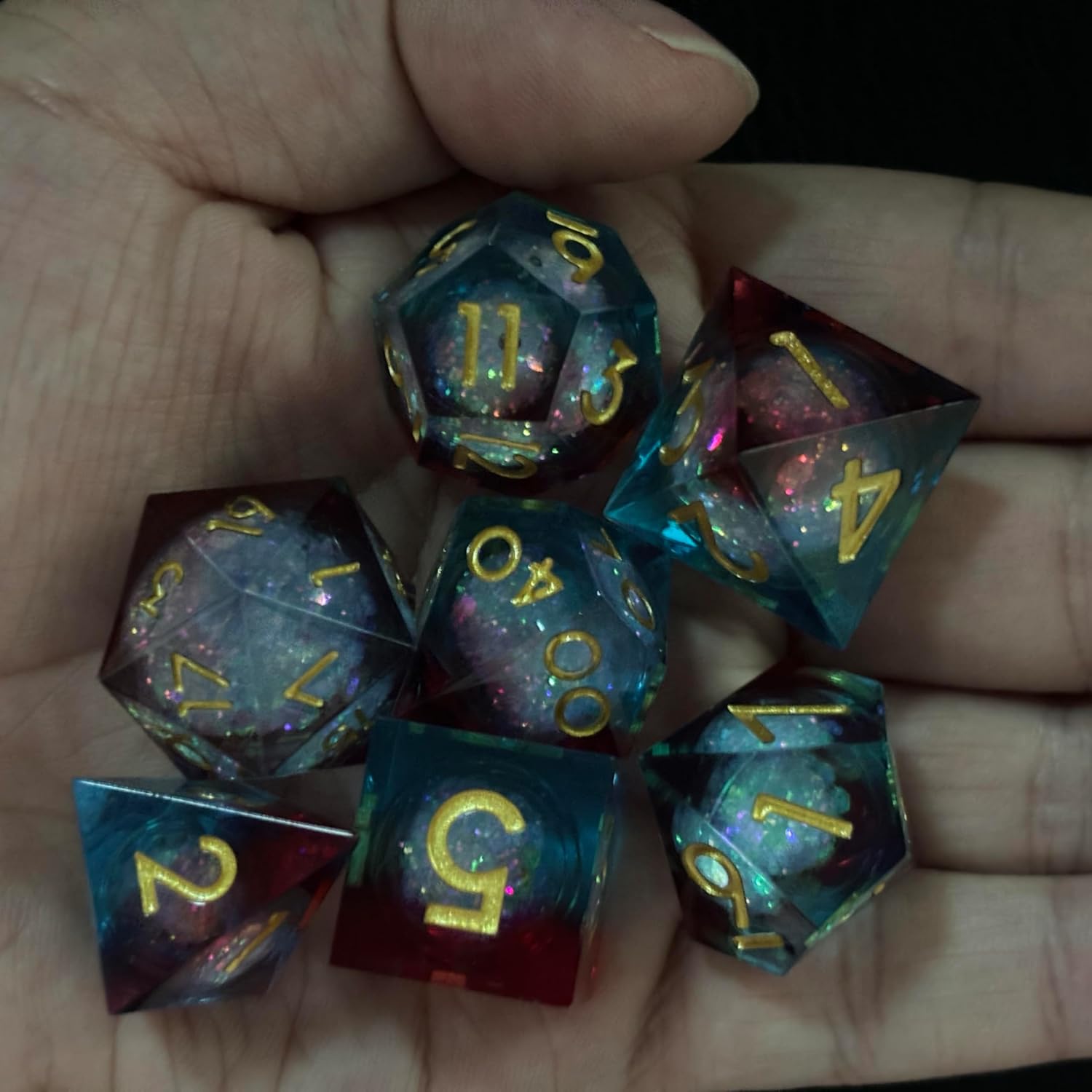 7 PCS Floating Liquid Cores Polyhedral Dice Set V7886