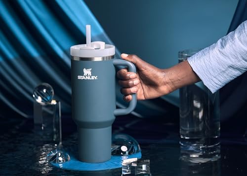 Stainless Steel Vacuum Insulated Tumbler with Lid and Straw I320631