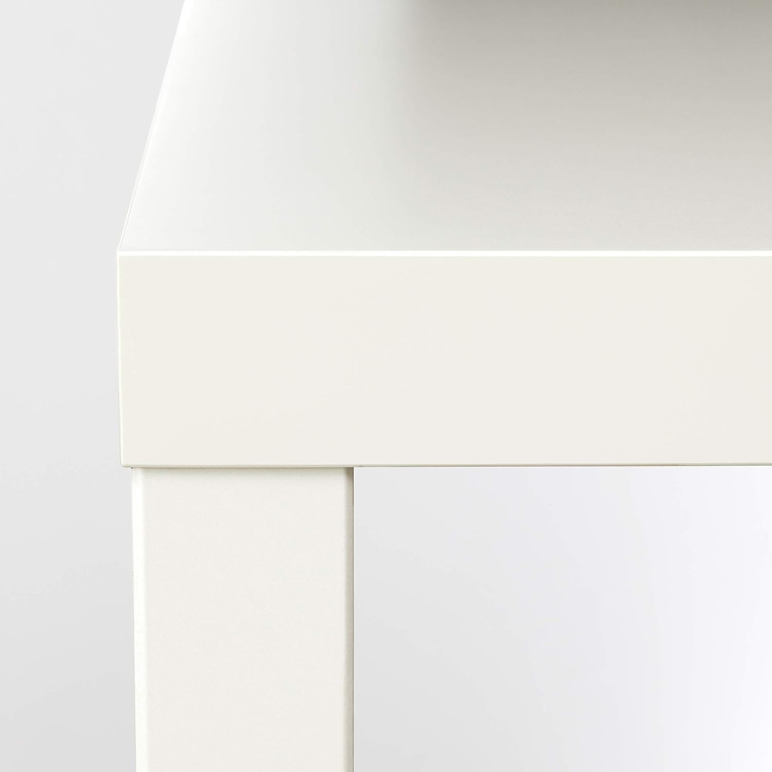 Set of 2 White Nest of Tables T7838