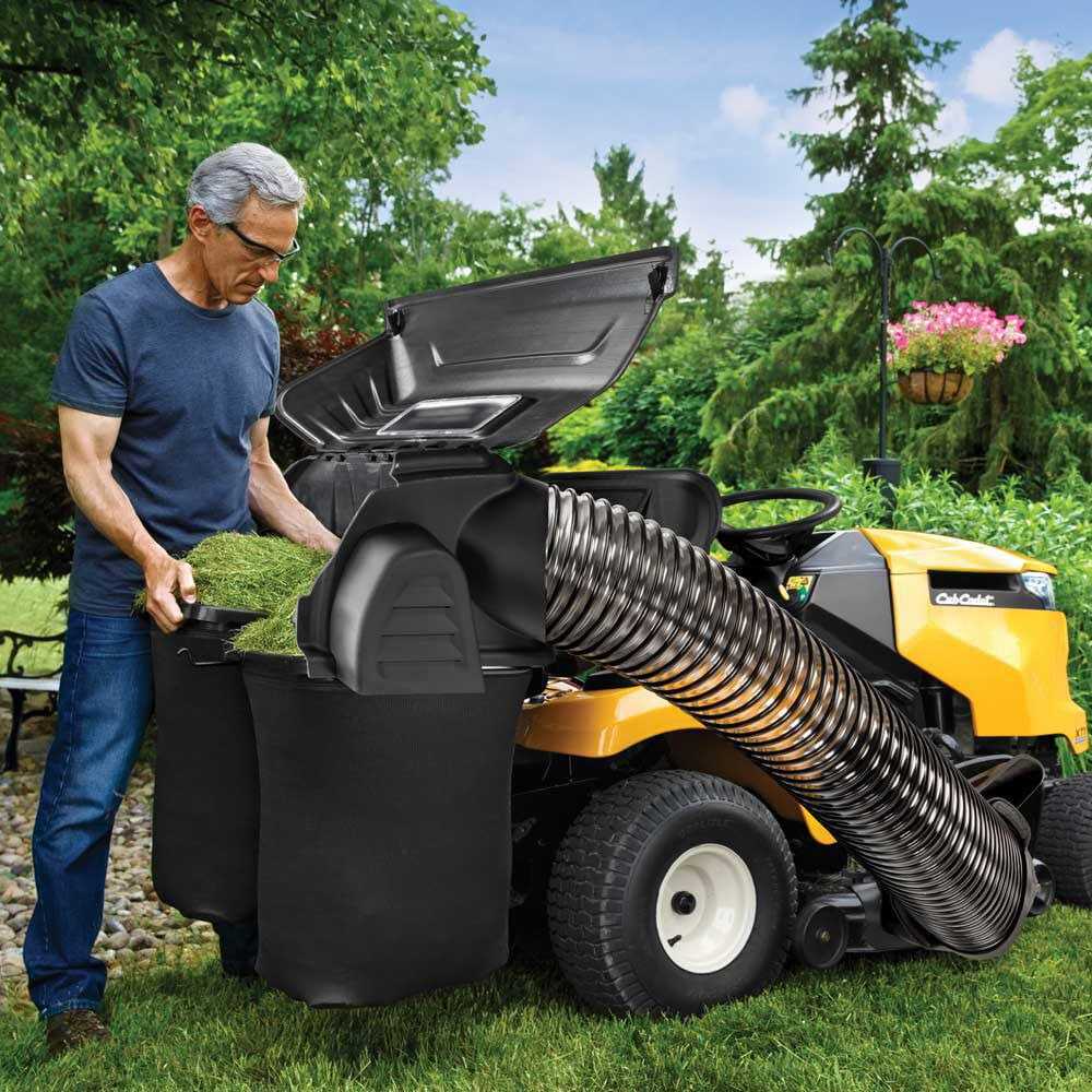 42 in. and 46 in. Double Bagger for Riding Lawn Mowers B95046