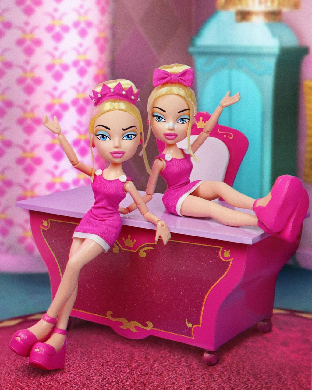2-Pack Fashion Dolls W692131